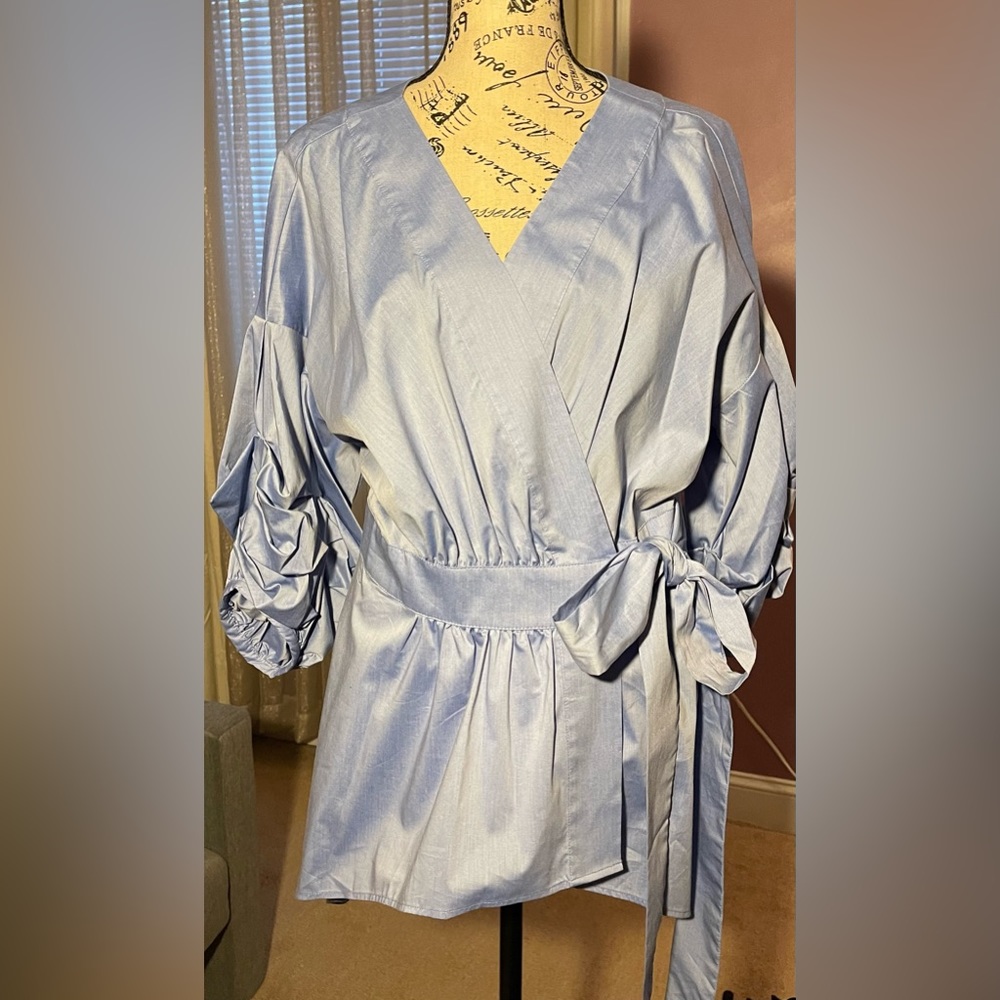 Jean Wrap Top, Size M.